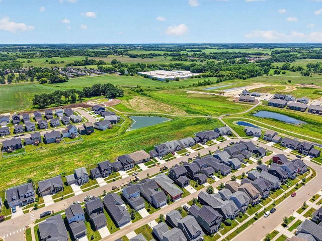 1264 Crane Meadow Way, Sun Prairie, WI 53590