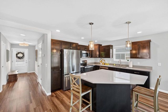 1264 Crane Meadow Way, Sun Prairie, WI 53590
