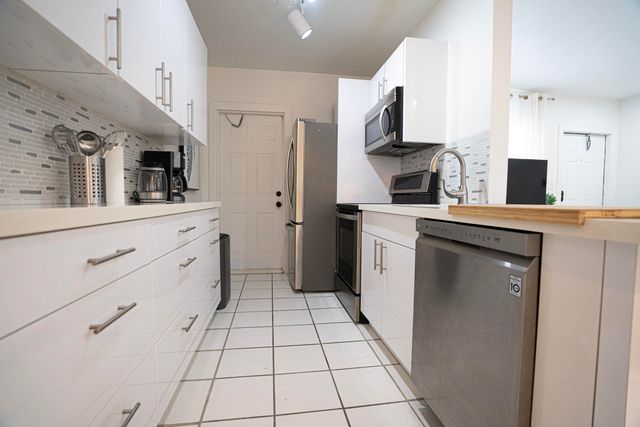 2600 S OCEAN Drive S212, Hollywood, FL 33019