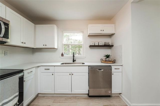309 Cowan Road SE, Conyers, GA 30094