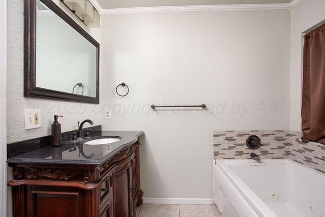 3203 S Austin Street, Amarillo, TX 79109