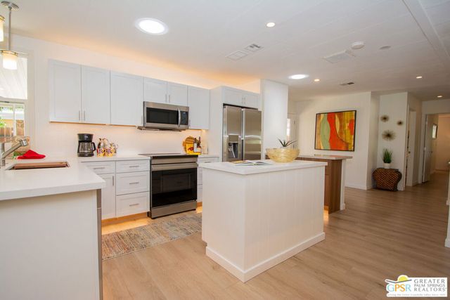 480 Calle Madrigal, Cathedral City, CA 92234