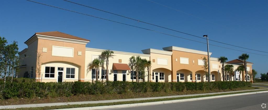 829 NE Pine Island LN 900, CAPE CORAL, FL 33909 — exterior