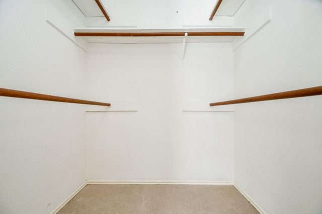 2018 Creek Valley Lane, Sugar Land, TX 77478