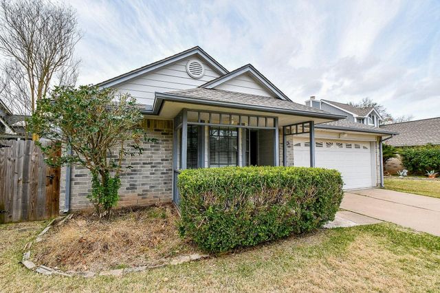 2018 Creek Valley Lane, Sugar Land, TX 77478