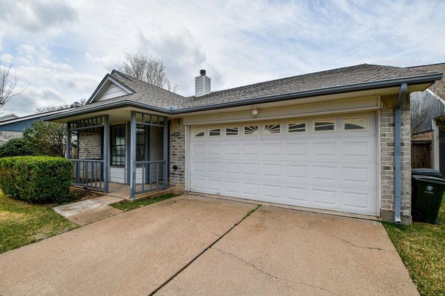 2018 Creek Valley Lane, Sugar Land, TX 77478