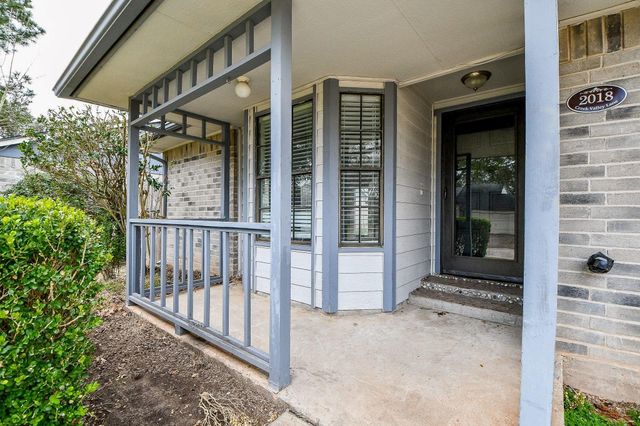 2018 Creek Valley Lane, Sugar Land, TX 77478