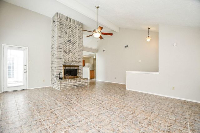 2018 Creek Valley Lane, Sugar Land, TX 77478