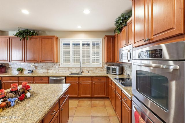 18458 W MARCONI Avenue, Surprise, AZ 85388