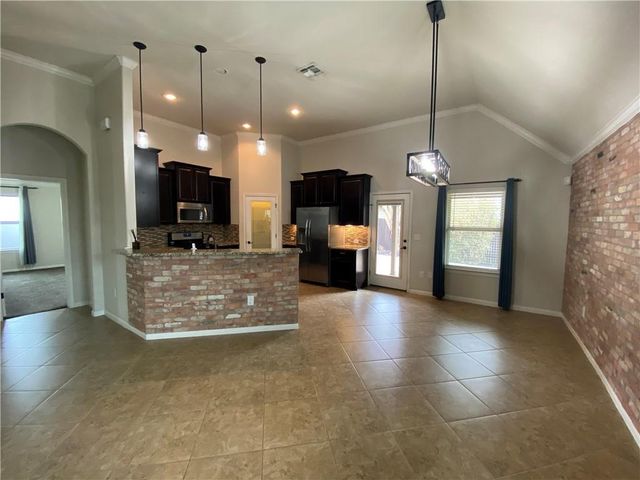 2009 Alyssas DR, Manchaca, TX 78652