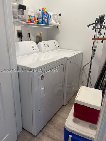 3001 NE 185th St 612, Aventura, FL 33180
