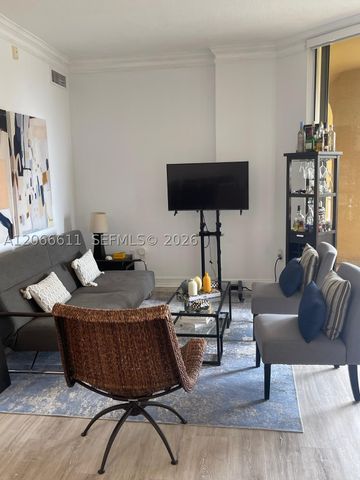 3001 NE 185th St 612, Aventura, FL 33180