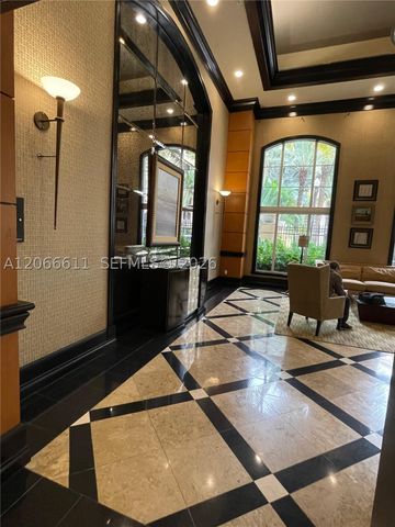 3001 NE 185th St 612, Aventura, FL 33180