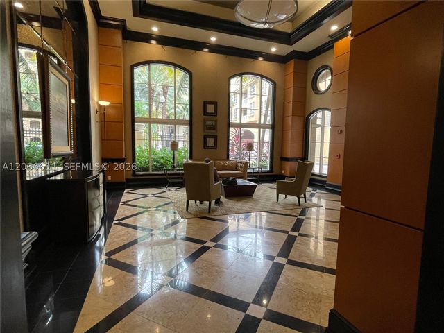 3001 NE 185th St 612, Aventura, FL 33180