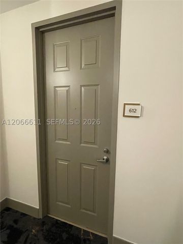 3001 NE 185th St 612, Aventura, FL 33180