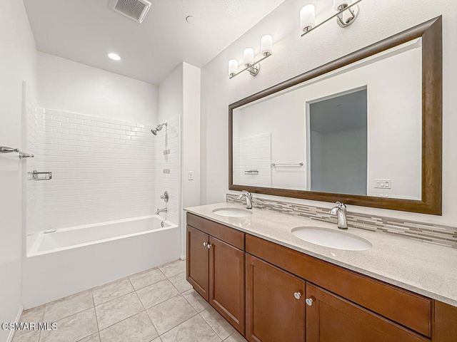 389 Castiano Street, Camarillo, CA 93012