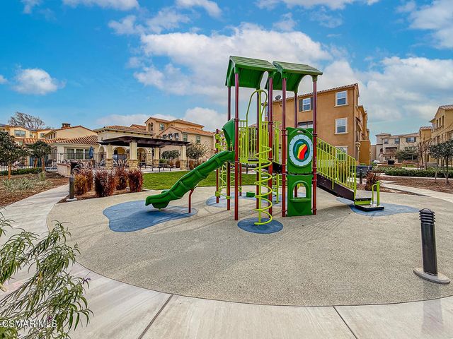 389 Castiano Street, Camarillo, CA 93012