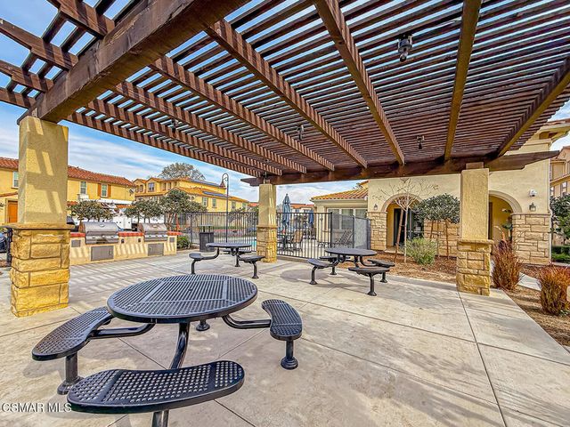 389 Castiano Street, Camarillo, CA 93012