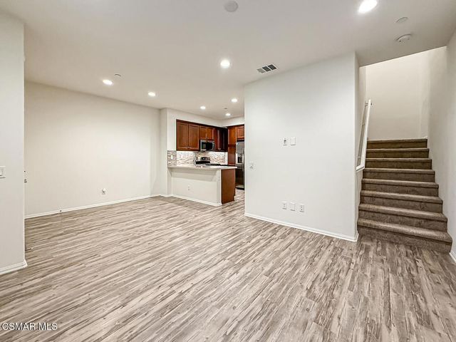 389 Castiano Street, Camarillo, CA 93012