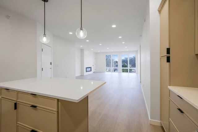 4015 Cedar Heights Drive 11, Cedar Falls, IA 50613