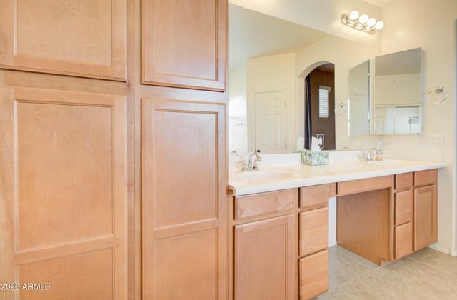 4427 W Powell Drive, New River, AZ 85087