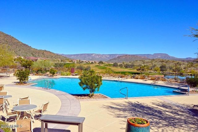 4427 W Powell Drive, New River, AZ 85087