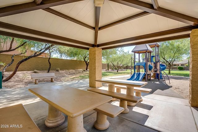 4427 W Powell Drive, New River, AZ 85087