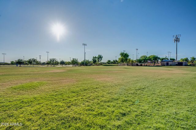 4427 W Powell Drive, New River, AZ 85087