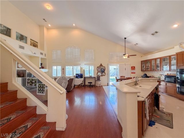 230 Whitly Bay Avenue, Las Vegas, NV 89148