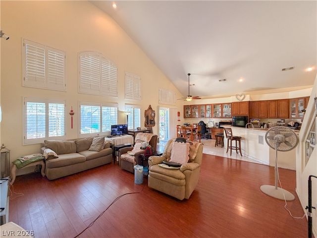 230 Whitly Bay Avenue, Las Vegas, NV 89148