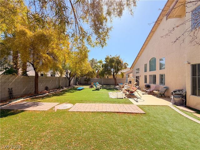 230 Whitly Bay Avenue, Las Vegas, NV 89148