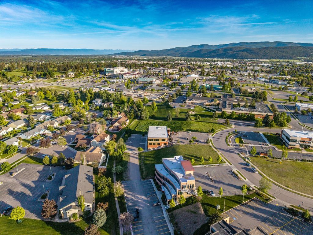 165 Commons Loop D, Kalispell, MT 59901 photo 21