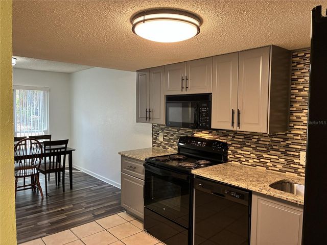 1810 NW 23RD BOULEVARD 180, Gainesville, FL 32605