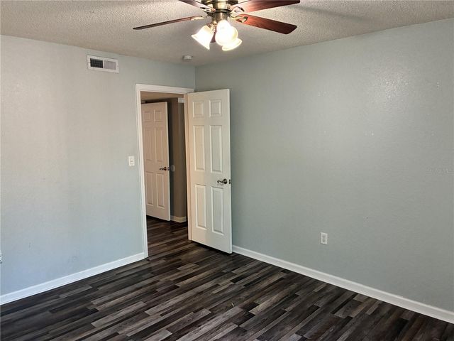 1810 NW 23RD BOULEVARD 180, Gainesville, FL 32605