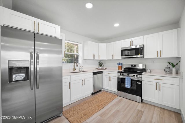6636 NATHAN Drive N, Jacksonville, FL 32216