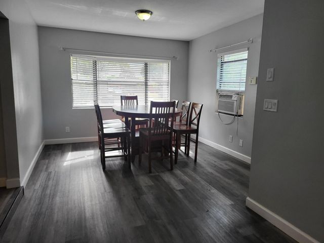 520 Tumblin Kling Road, Fort Pierce, FL 34982