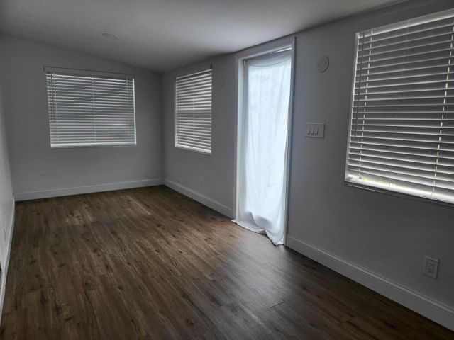 520 Tumblin Kling Road, Fort Pierce, FL 34982