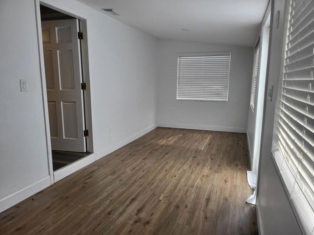 520 Tumblin Kling Road, Fort Pierce, FL 34982