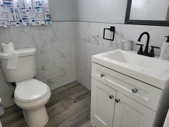 520 Tumblin Kling Road, Fort Pierce, FL 34982