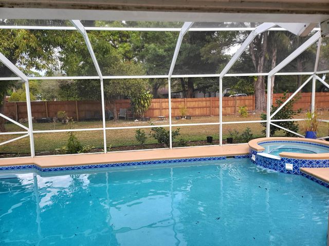 520 Tumblin Kling Road, Fort Pierce, FL 34982