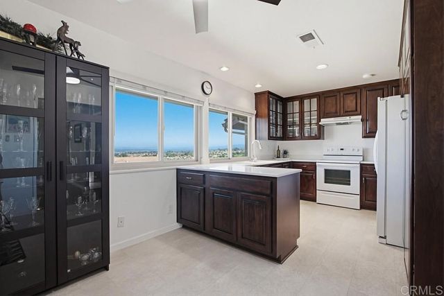 17347 Plaza Maria, San Diego, CA 92128