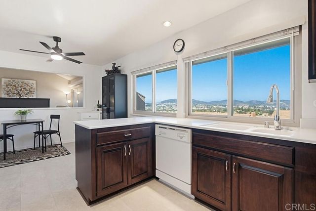 17347 Plaza Maria, San Diego, CA 92128