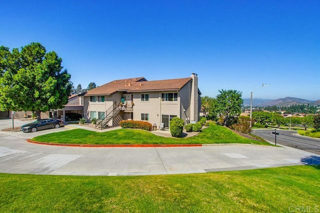 17347 Plaza Maria, San Diego, CA 92128