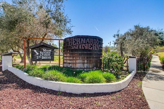 17347 Plaza Maria, San Diego, CA 92128