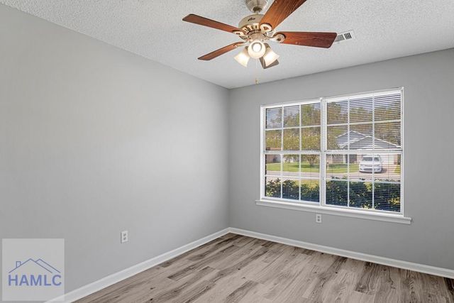 1240 Pineridge Way, Hinesville, GA 31313