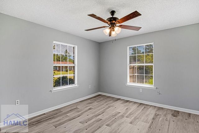 1240 Pineridge Way, Hinesville, GA 31313