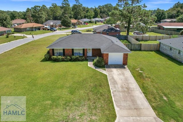 1240 Pineridge Way, Hinesville, GA 31313