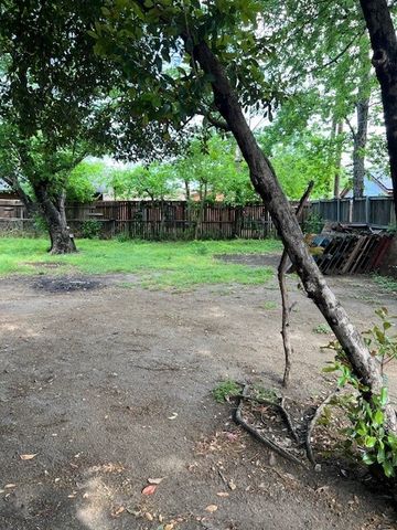 909 Sunnyvale Drive, Arlington, TX 76010