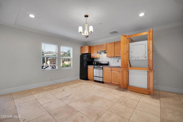 1995 Rudolph Drive, Newbury Park, CA 91320