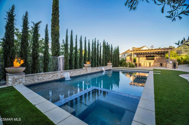1995 Rudolph Drive, Newbury Park, CA 91320